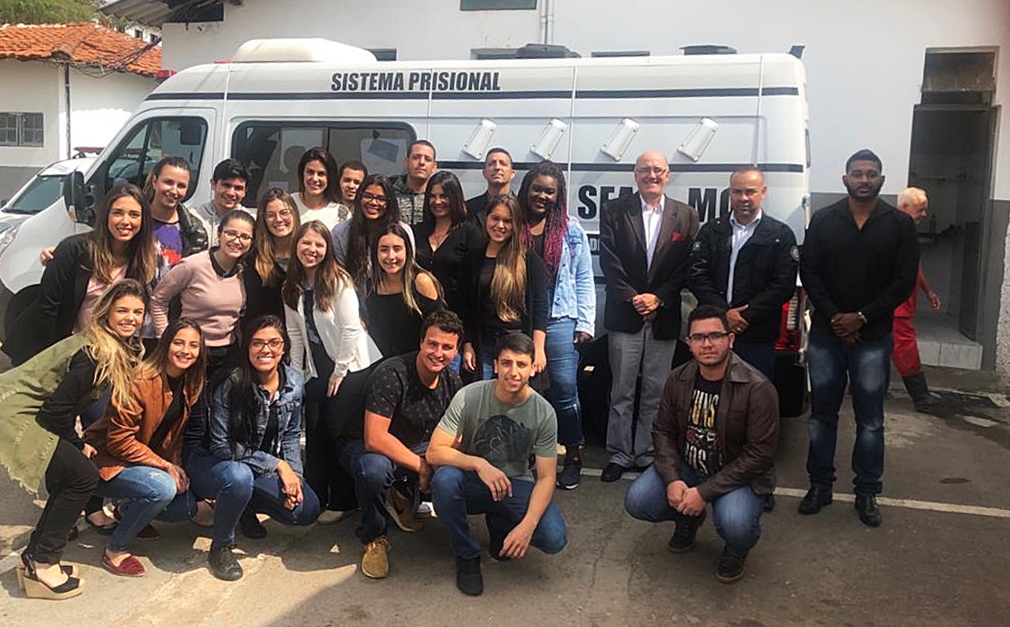 visita dos alunos da fadiva a unidade prisional