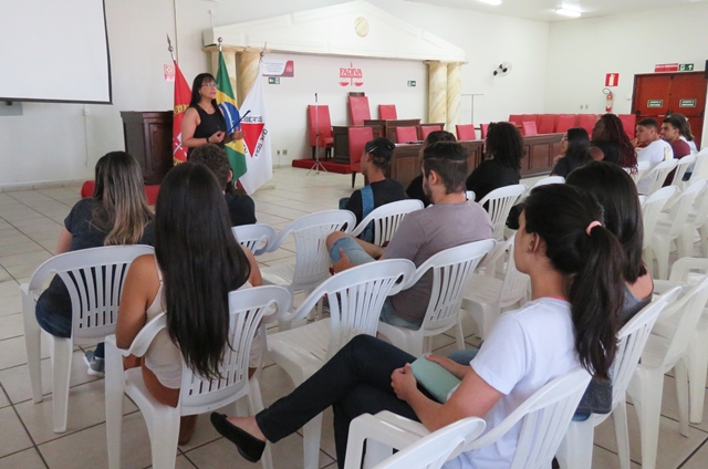 pouni zenaide 2 Copia